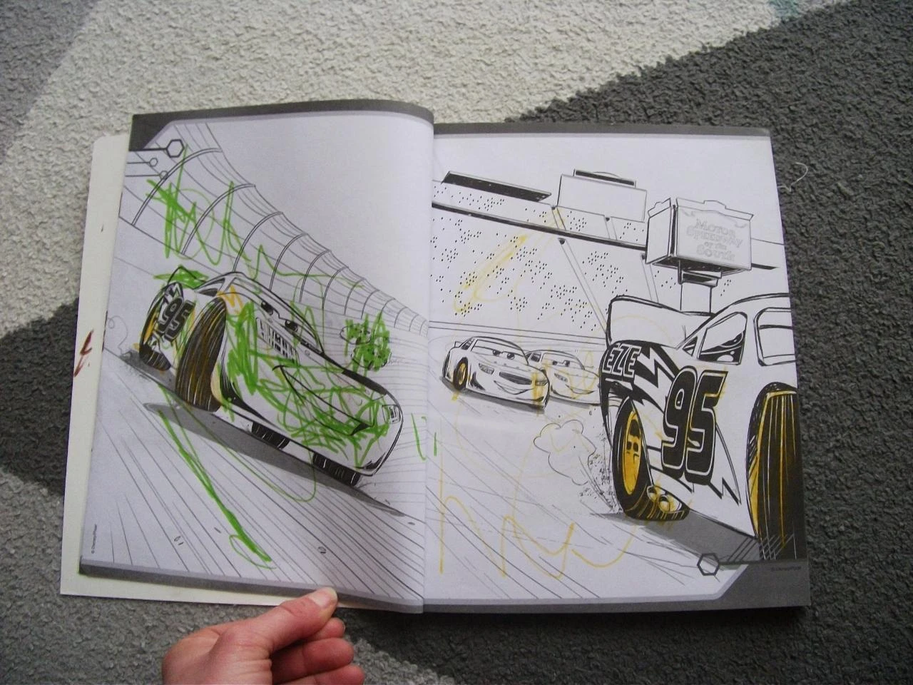 Lote de 2 livros de colorir Carros – photo 10